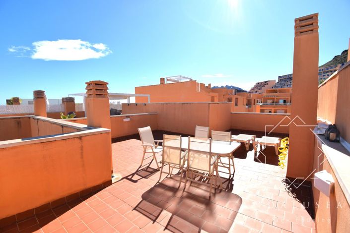 Image No.27-2 Bed Property for sale