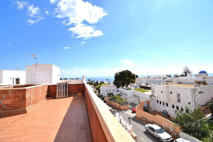 Image No.33-3 Bed Property for sale