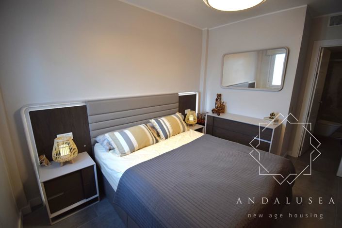 Image No.11-2 Bed Property for sale