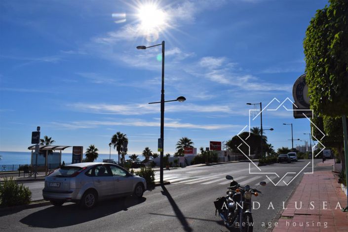 Image No.11-2 Bed Property for sale