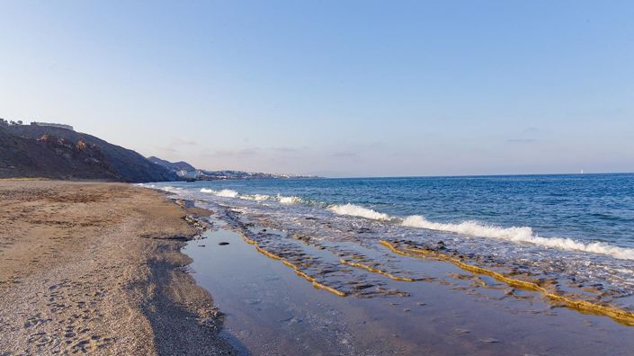 Image No.22-2 Bed Property for sale