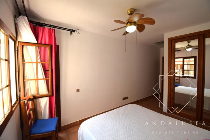 Image No.14-3 Bed Property for sale