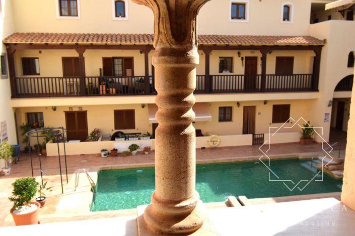 Image No.34-3 Bed Property for sale