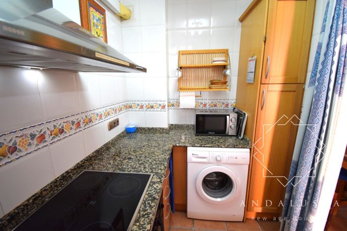 Image No.8-3 Bed Property for sale