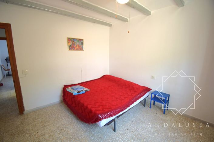 Image No.22-3 Bed Property for sale