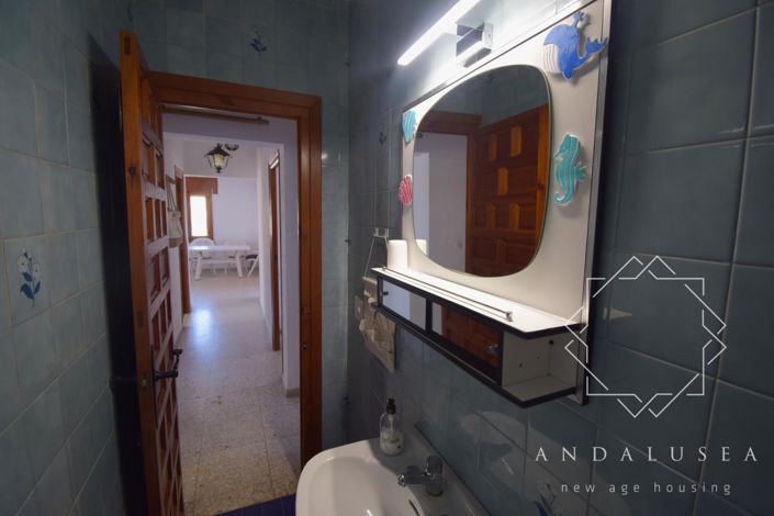 Image No.25-3 Bed Property for sale