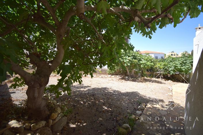 Image No.46-3 Bed Property for sale