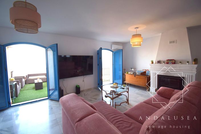 Image No.13-3 Bed Property for sale