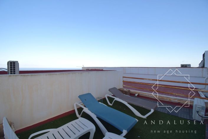 Image No.32-3 Bed Property for sale