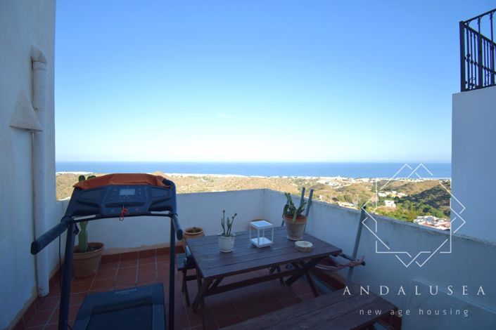 Image No.6-3 Bed Property for sale