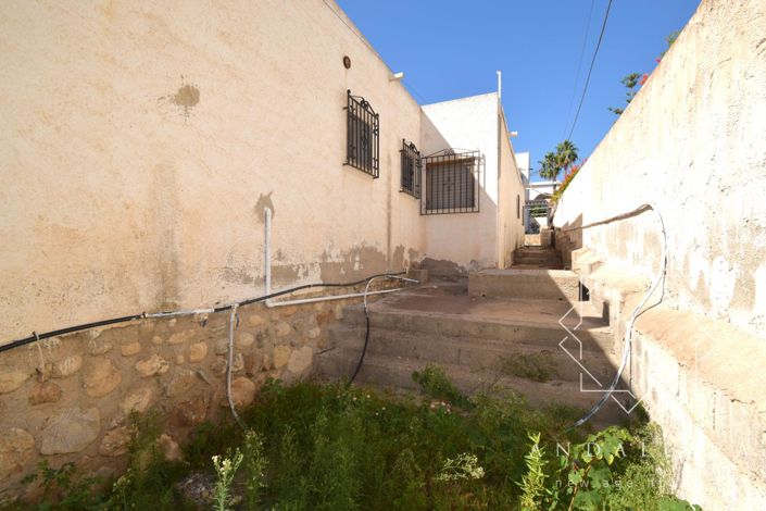 Image No.29-3 Bed Property for sale