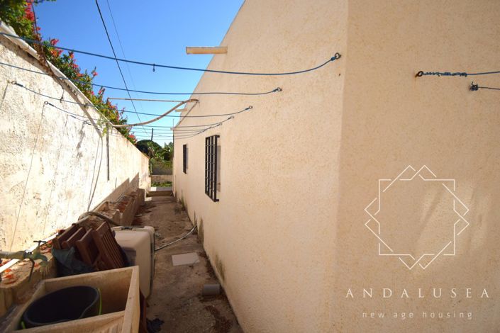 Image No.33-3 Bed Property for sale