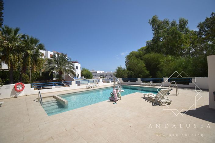 Image No.1-2 Bed Property for sale