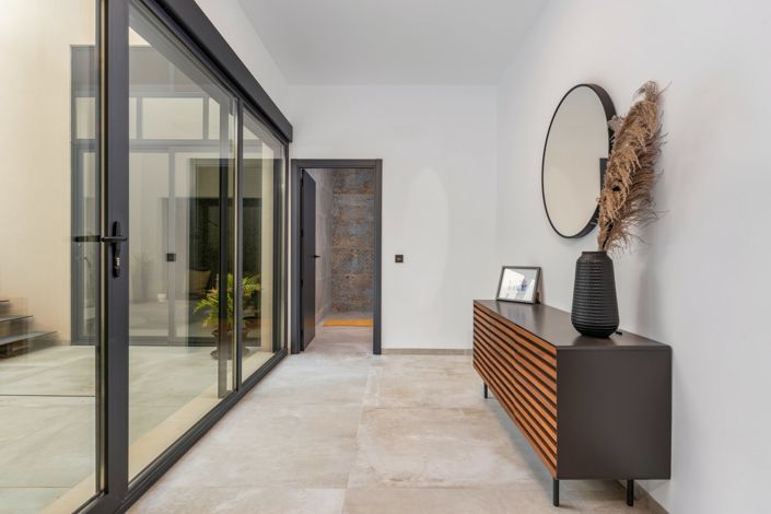 Image No.28-5 Bed Villa for sale