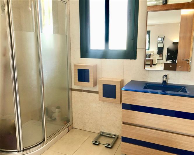 Image No.11-4 Bed Villa for sale