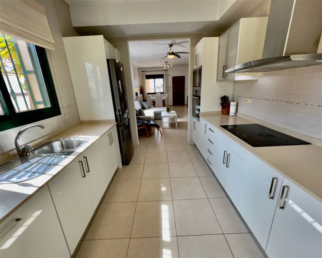 Image No.15-4 Bed Villa for sale