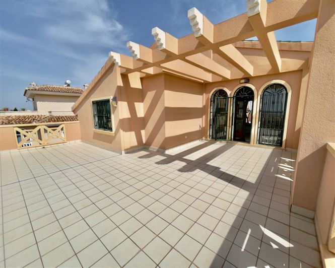 Image No.33-4 Bed Villa for sale