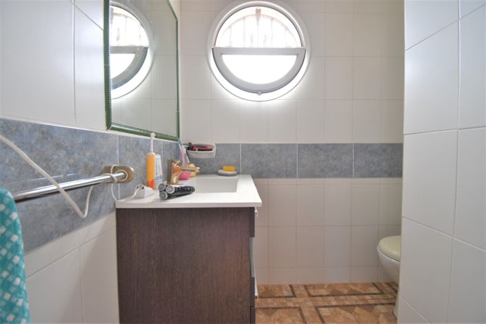 Image No.24-4 Bed Villa for sale