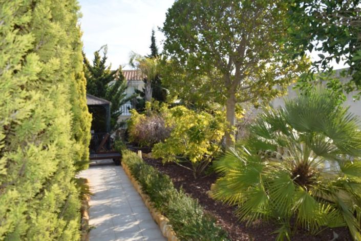 Image No.6-5 Bed Villa for sale