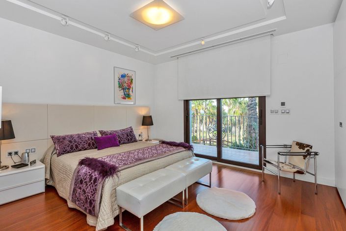 Image No.23-6 Bed Villa for sale