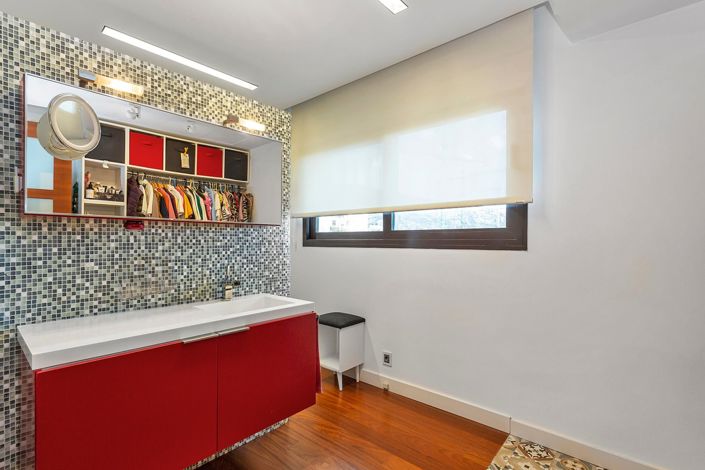 Image No.27-6 Bed Villa for sale