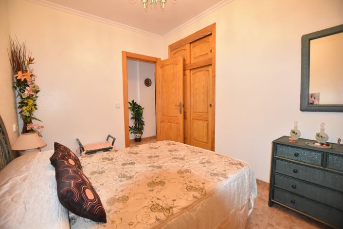 Image No.14-3 Bed Apartment for sale