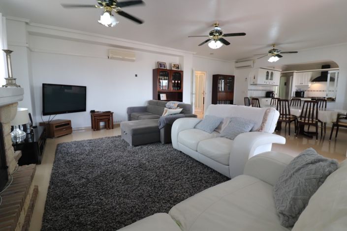 Image No.8-4 Bed Villa for sale