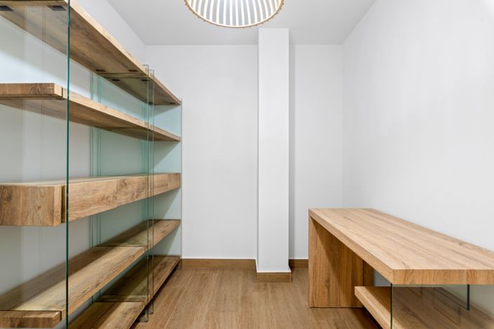 Image No.38-5 Bed Villa for sale