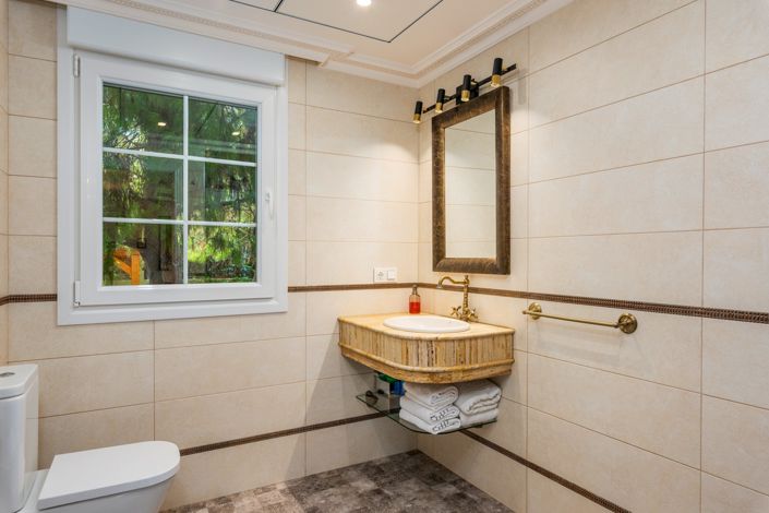 Image No.31-5 Bed Villa for sale