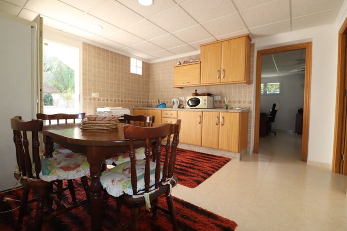 Image No.40-5 Bed Villa for sale