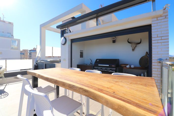 Image No.23-3 Bed Property for sale