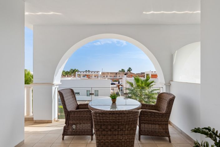 Image No.18-3 Bed Property for sale