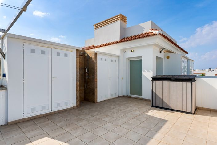 Image No.23-3 Bed Property for sale