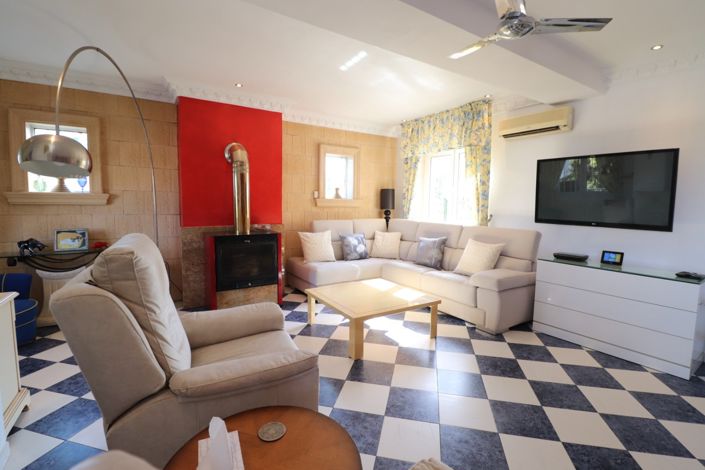 Image No.11-3 Bed Villa for sale