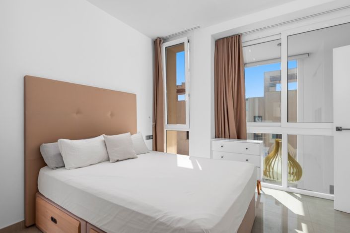 Image No.15-3 Bed Villa for sale