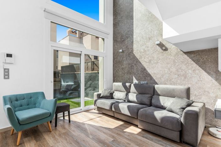 Image No.4-3 Bed Villa for sale