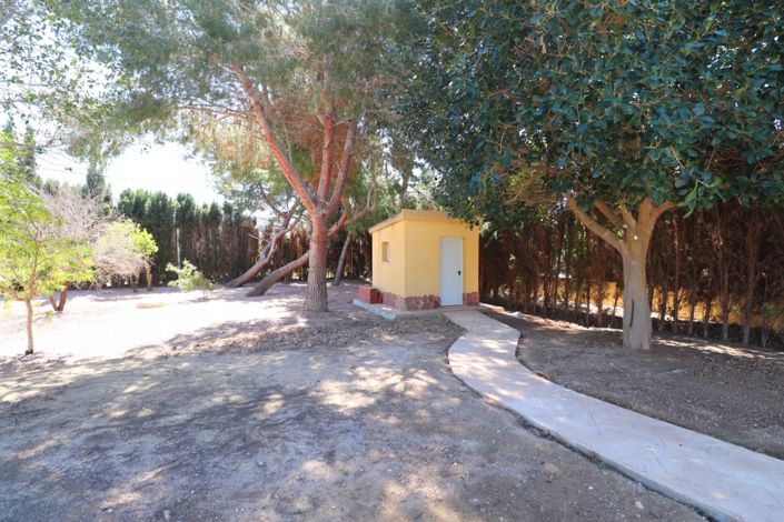 Image No.48-6 Bed Property for sale