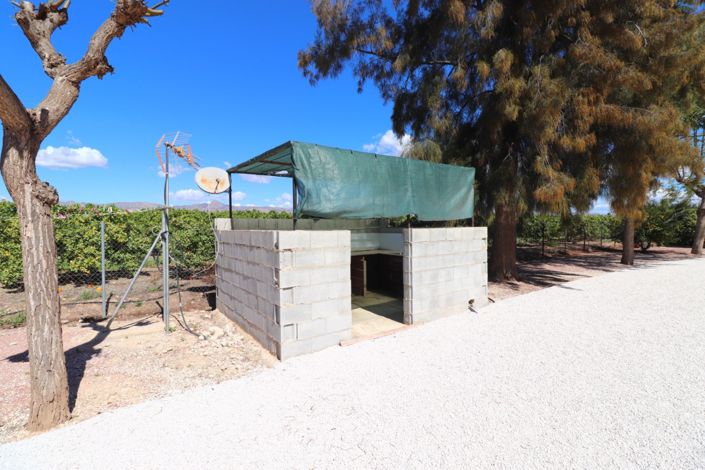 Image No.50-6 Bed Property for sale