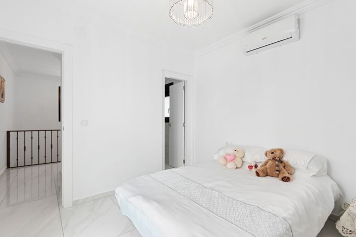 Image No.24-3 Bed Villa for sale