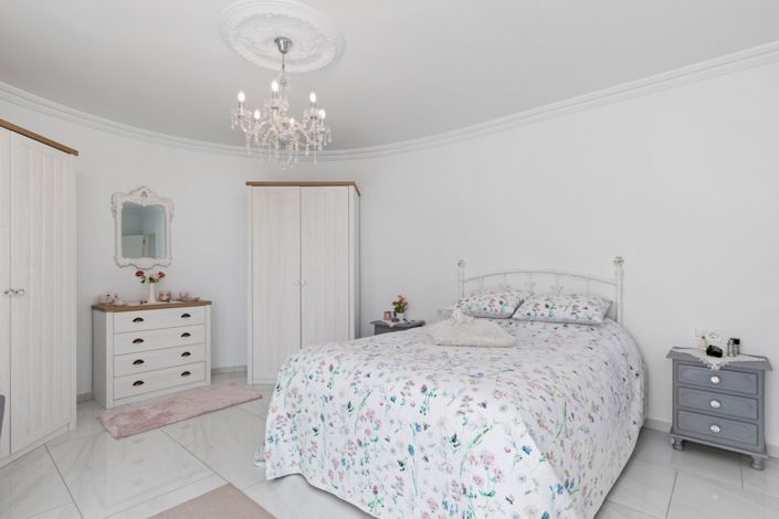 Image No.31-3 Bed Villa for sale