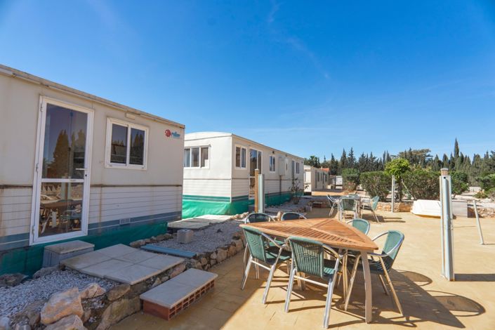 Image No.28-6 Bed Property for sale