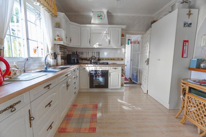 Image No.11-5 Bed Villa for sale