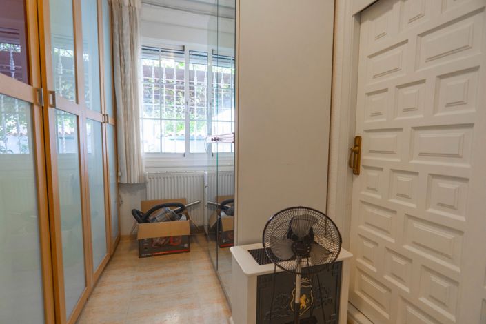 Image No.25-5 Bed Villa for sale