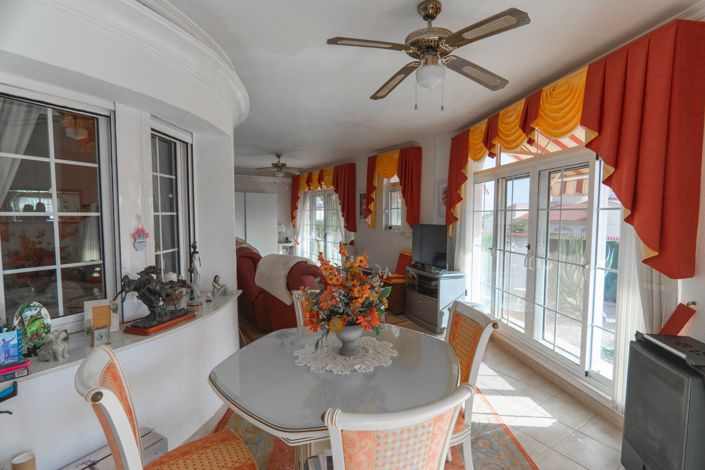 Image No.7-5 Bed Villa for sale