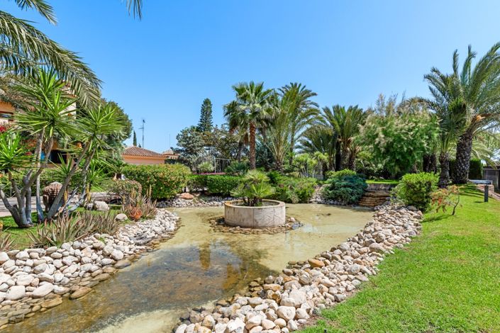 Image No.18-5 Bed Villa for sale