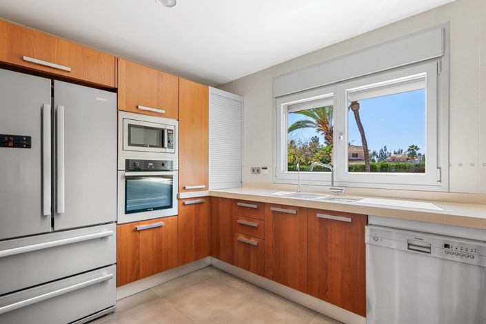 Image No.18-5 Bed Villa for sale