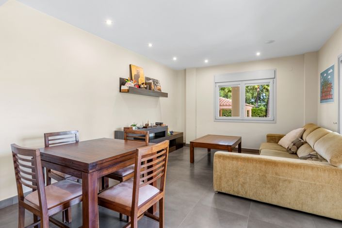 Image No.25-5 Bed Villa for sale