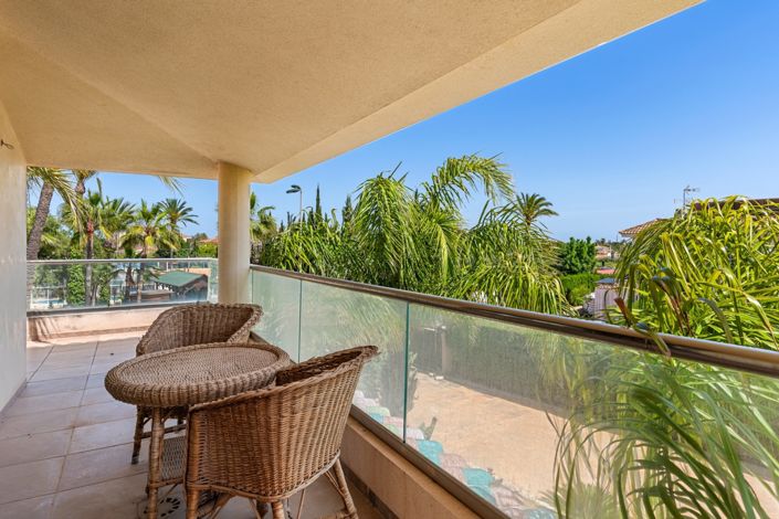 Image No.37-5 Bed Villa for sale