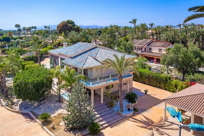 Image No.5-5 Bed Villa for sale