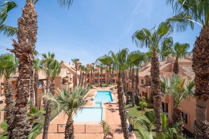 Image No.32-3 Bed Property for sale